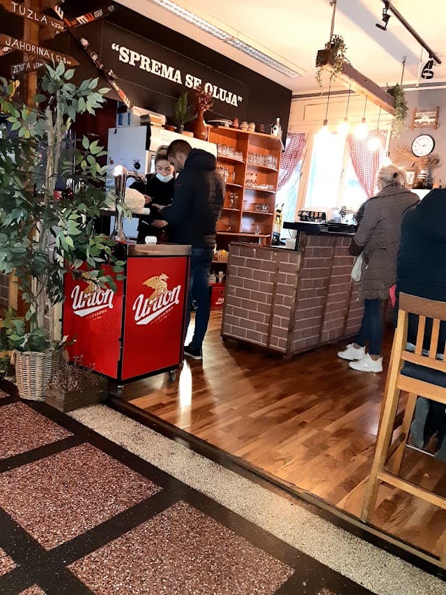 Vučko gril, Maribor